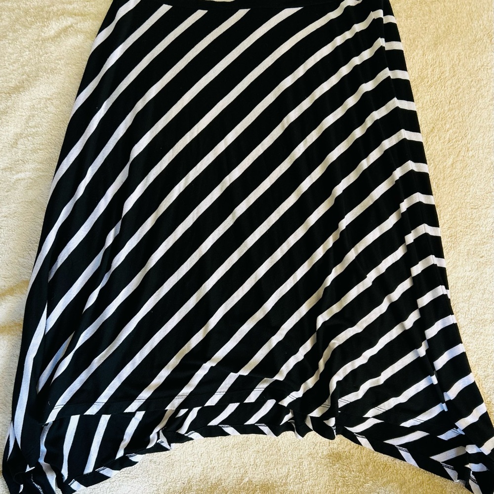Allison Brittney Black and White High Asymmetrical A-line Skirt